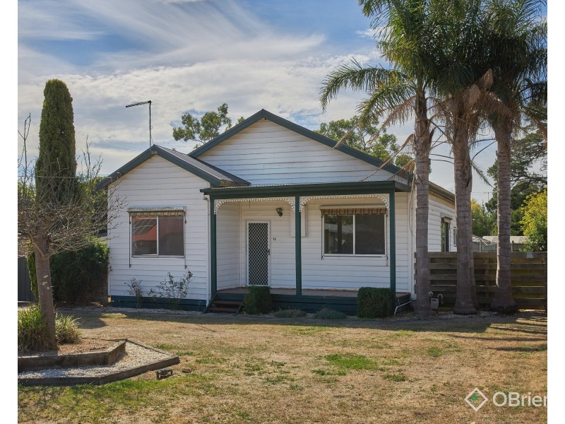 15 Lewis Street, Darnum VIC 3822