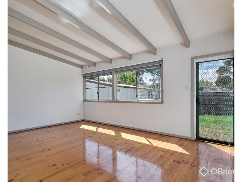 15 Lewis Street, Darnum VIC 3822