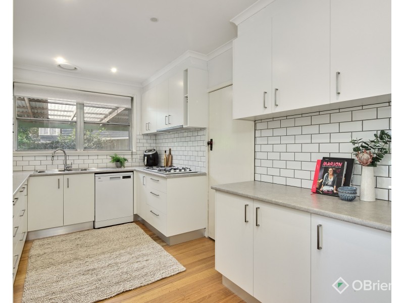 16 Henshall Street, Warragul VIC 3820