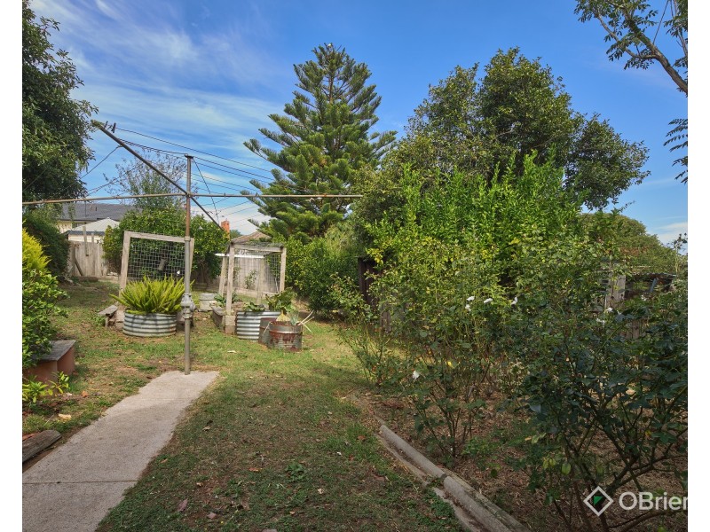 16 Henshall Street, Warragul VIC 3820