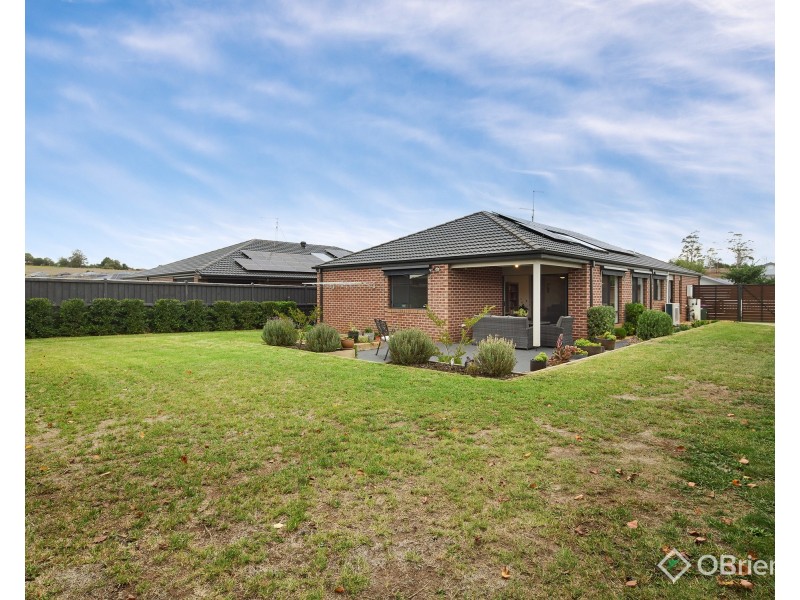 14 Nolan Drive, Warragul VIC 3820
