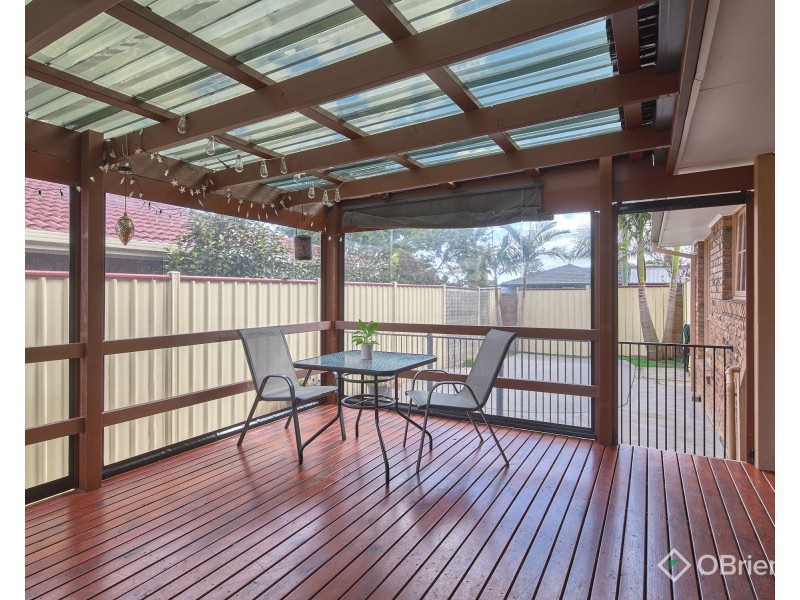 27 Johnson Avenue, Drouin VIC 3818