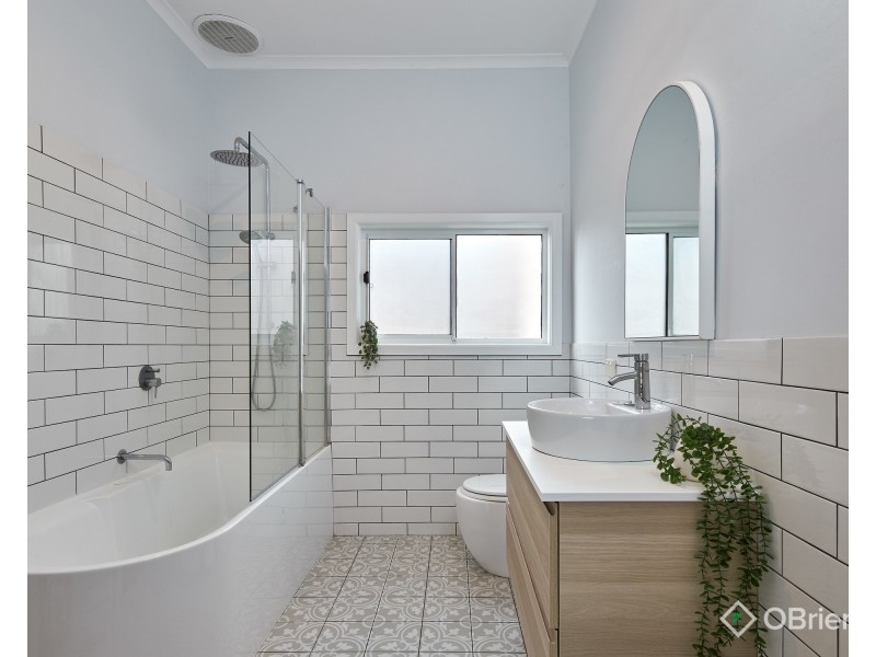 17 Alford Street, Warragul VIC 3820