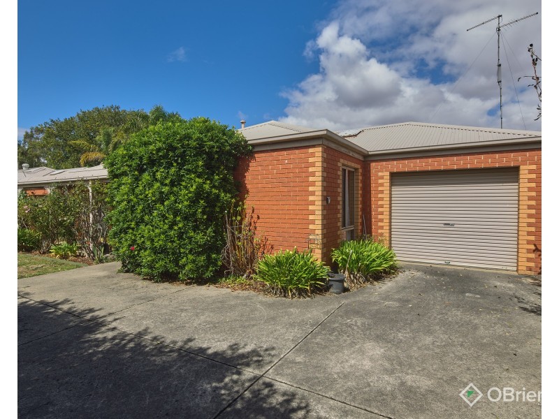 2/125 Normanby Street, Warragul VIC 3820
