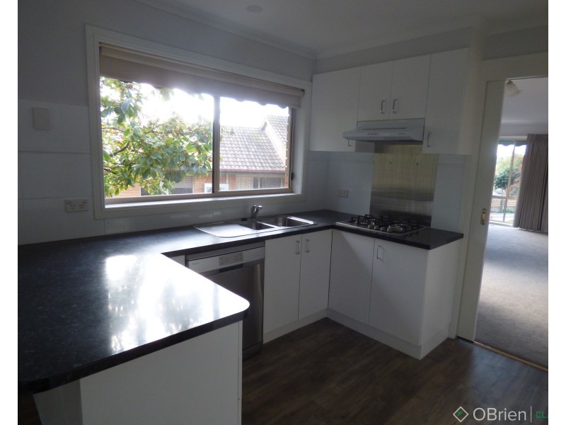 2/6 Chelsea Court, Warragul VIC 3820