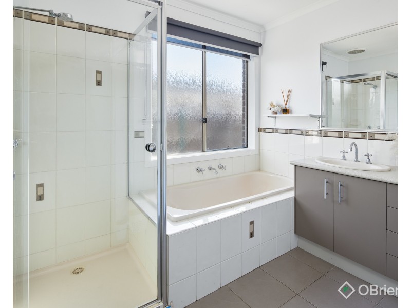 5 Sanctuary Court, Longwarry VIC 3816