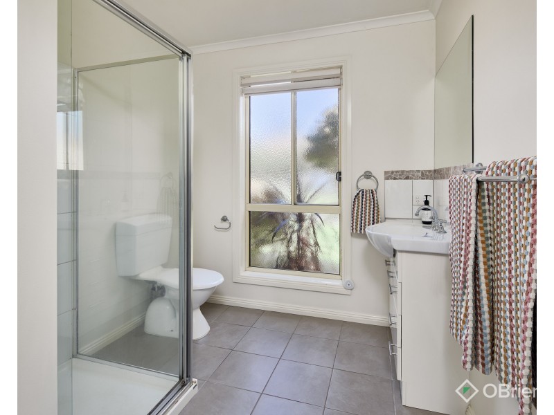 20 Lyndhurst Square, Drouin VIC 3818