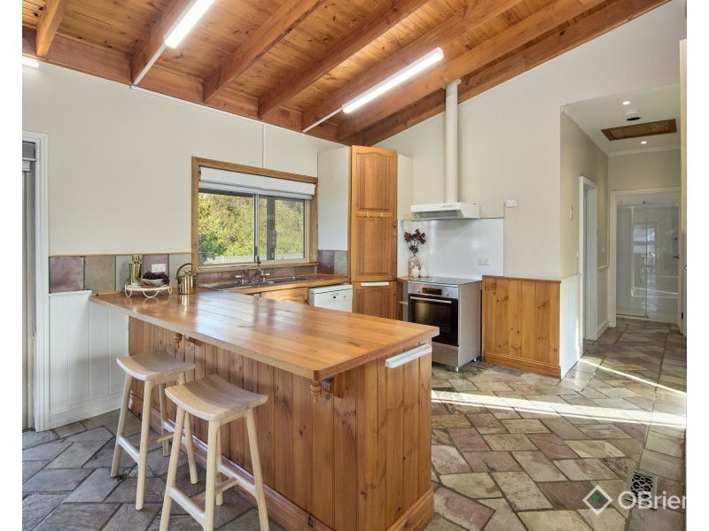 12 Bevan Court, Pakenham VIC 3810