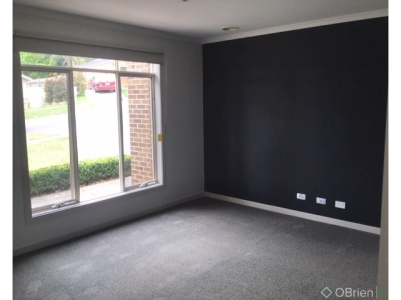 15 Toorongo Street, Drouin VIC 3818