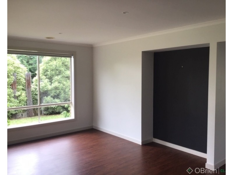 15 Toorongo Street, Drouin VIC 3818