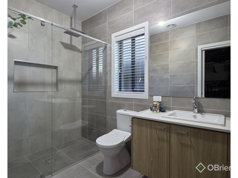 8 Cullen Street, Warragul VIC 3820