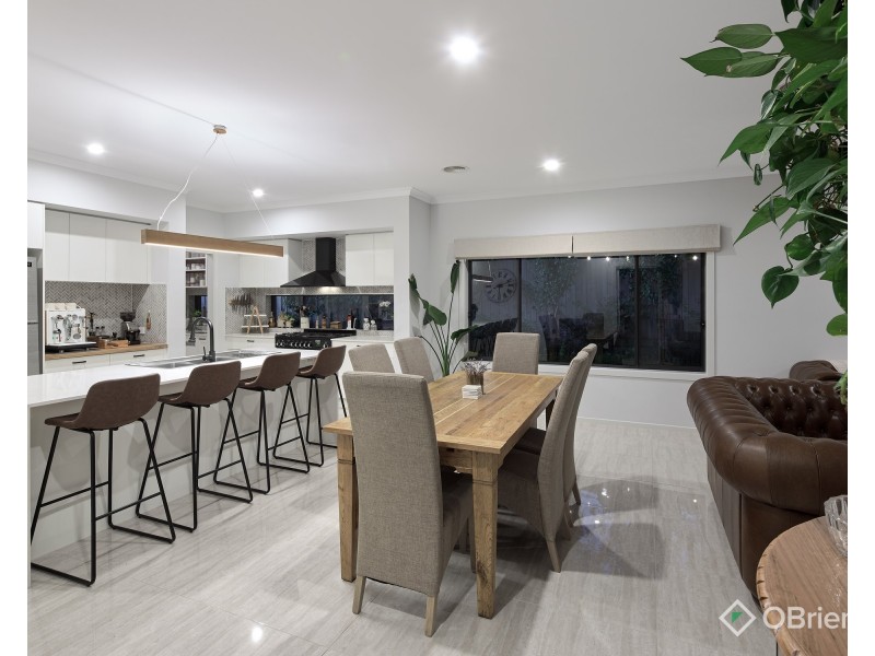 8 Cullen Street, Warragul VIC 3820