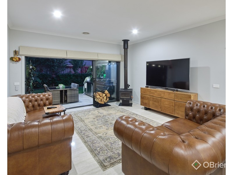 8 Cullen Street, Warragul VIC 3820