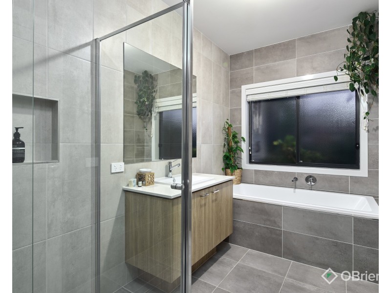 8 Cullen Street, Warragul VIC 3820