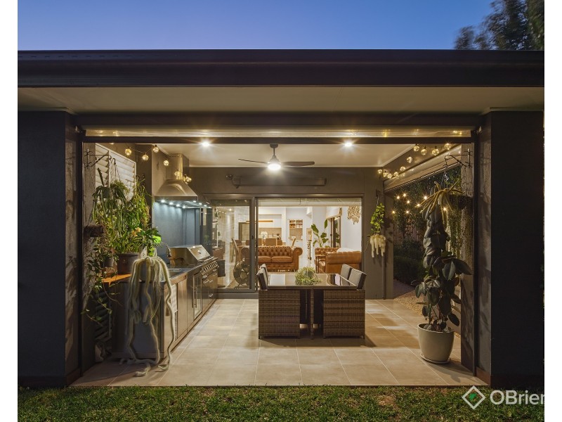 8 Cullen Street, Warragul VIC 3820