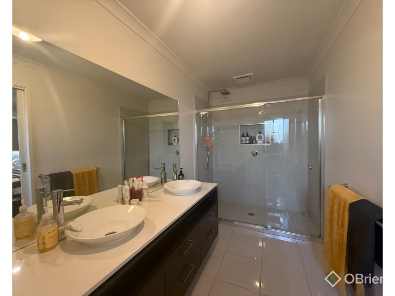 10 Buckland Drive, Warragul VIC 3820