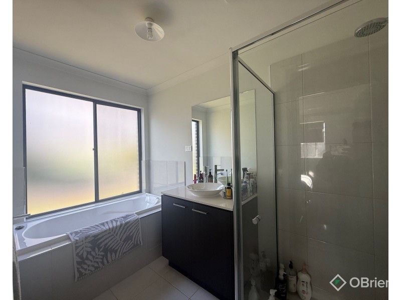10 Buckland Drive, Warragul VIC 3820