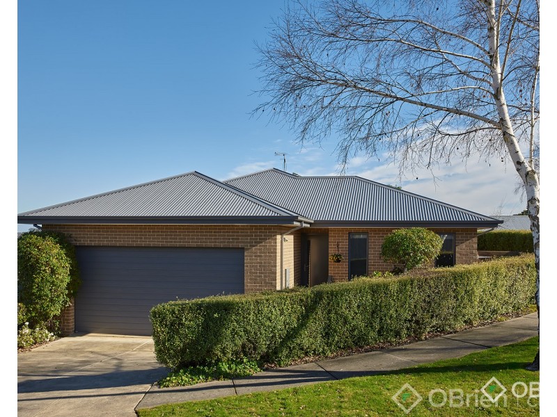 1 Zoe Court, Neerim South VIC 3831