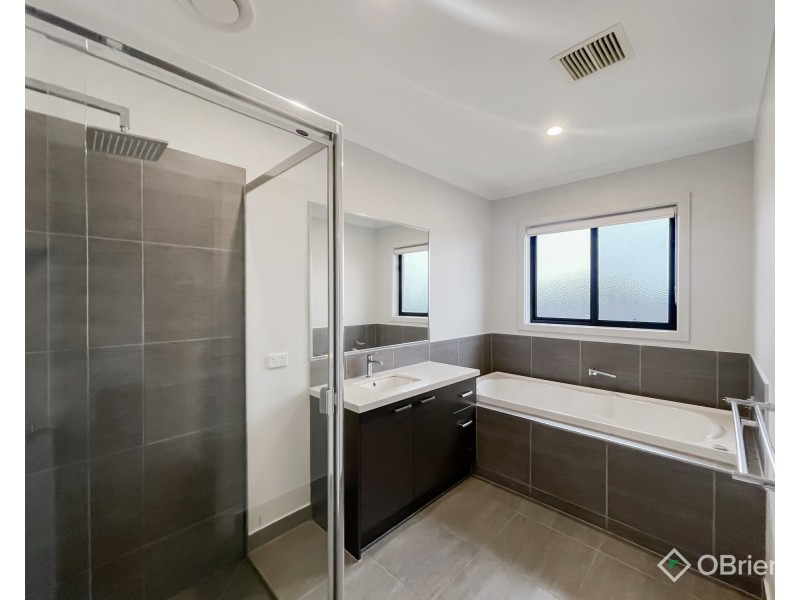 1 Zoe Court, Neerim South VIC 3831