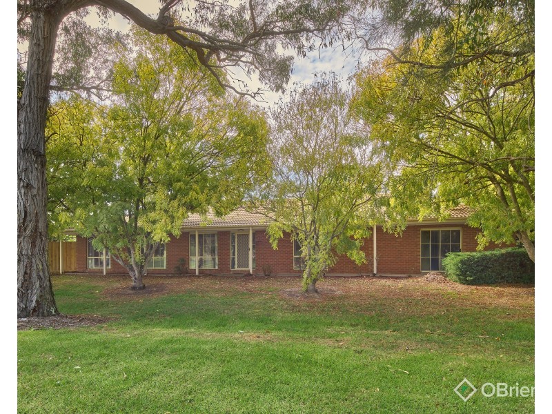 5 Walker Drive, Drouin VIC 3818