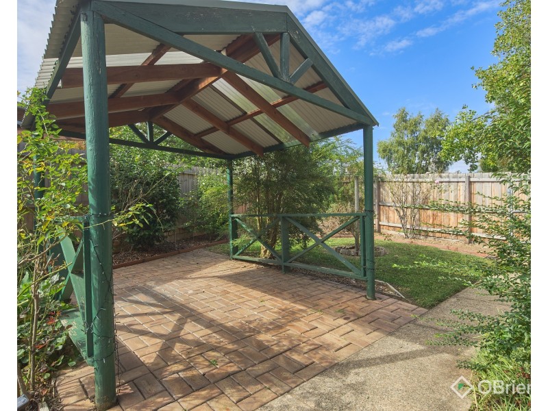 5 Walker Drive, Drouin VIC 3818