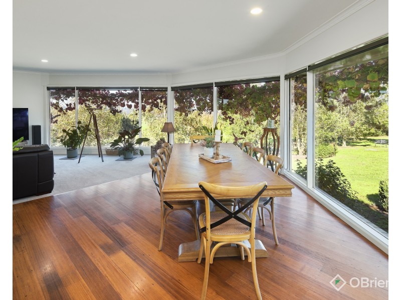 260 Old Telegraph Road, Jindivick VIC 3818