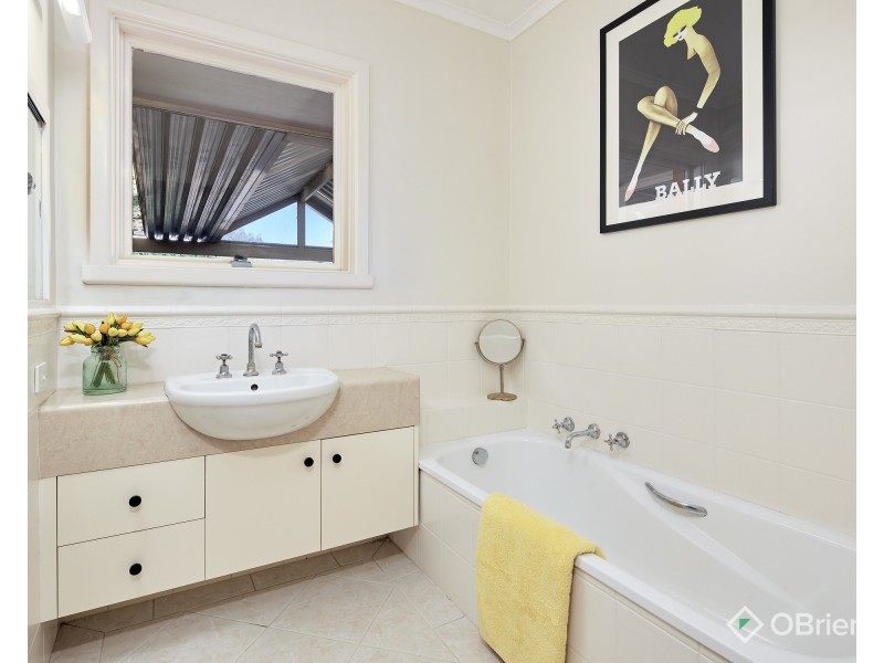 260 Old Telegraph Road, Jindivick VIC 3818