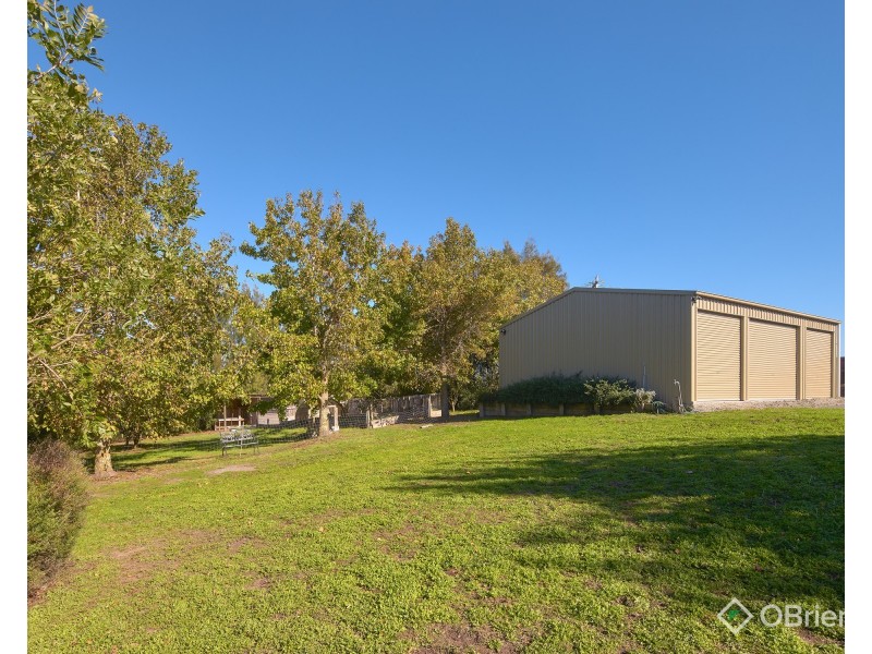 260 Old Telegraph Road, Jindivick VIC 3818