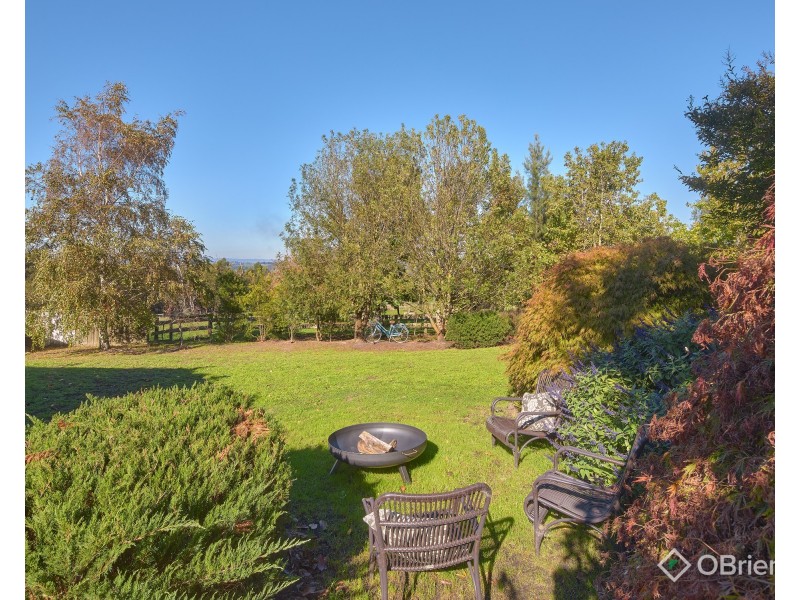260 Old Telegraph Road, Jindivick VIC 3818