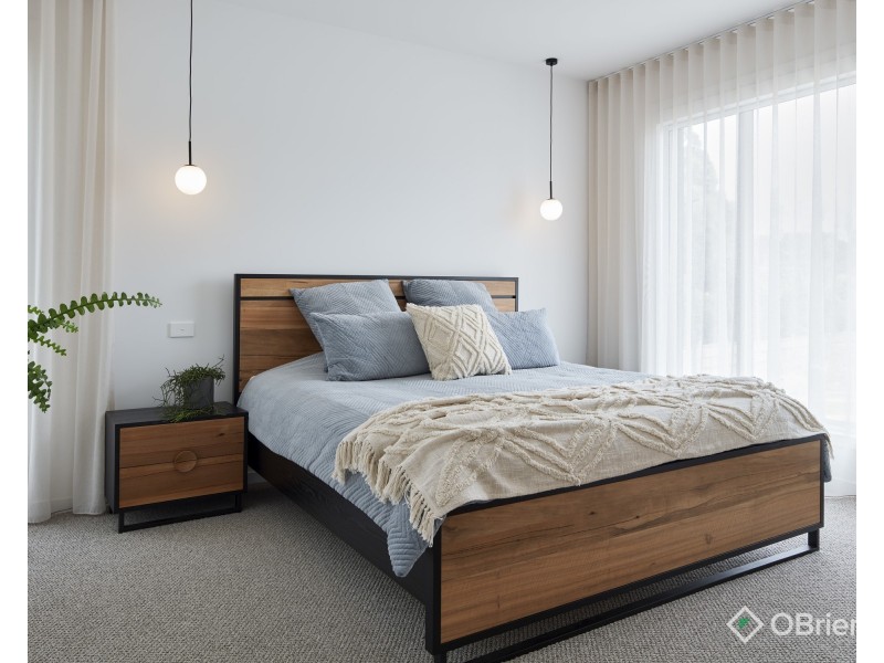 25 Sloane Square, Drouin VIC 3818