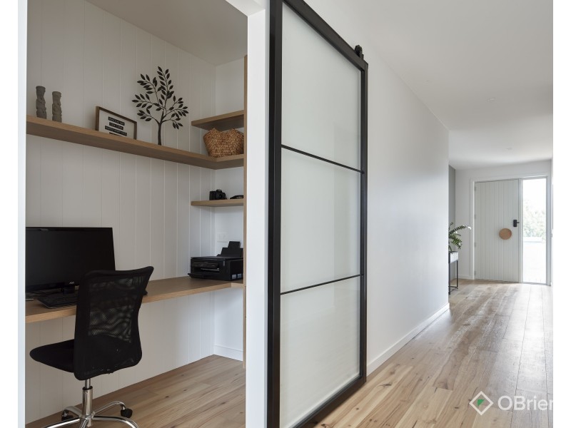 25 Sloane Square, Drouin VIC 3818