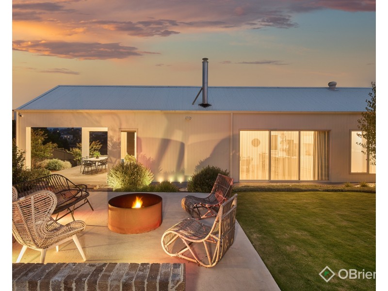 25 Sloane Square, Drouin VIC 3818