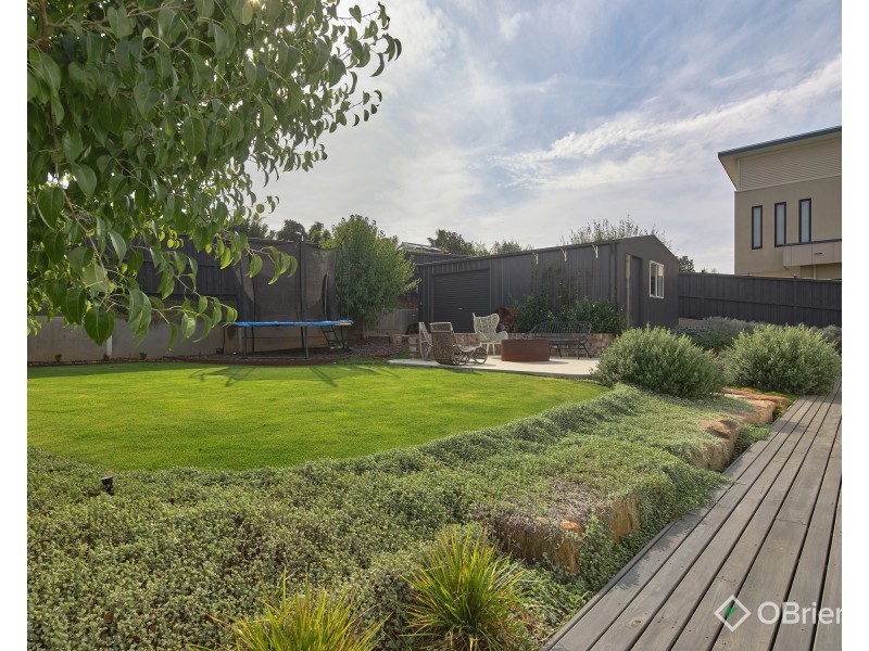 25 Sloane Square, Drouin VIC 3818