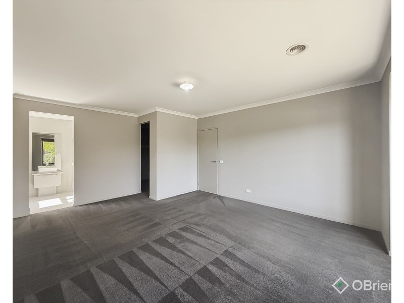10 Skyline Drive, Warragul VIC 3820
