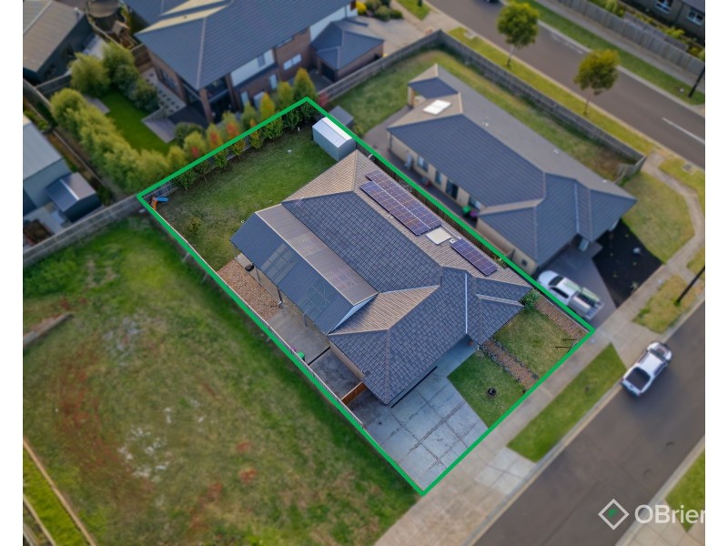 14 Thames Avenue, Drouin VIC 3818
