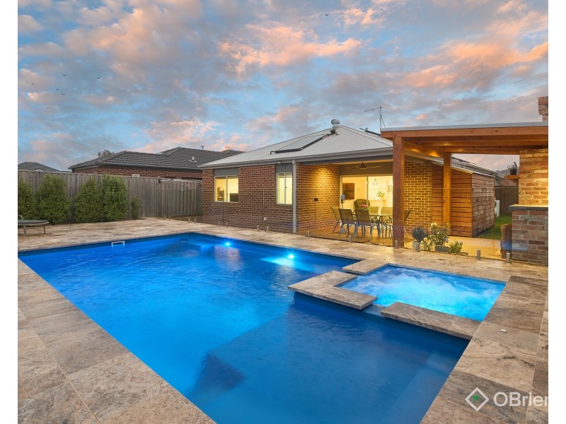 4 Lochfyne Close, Warragul VIC 3820