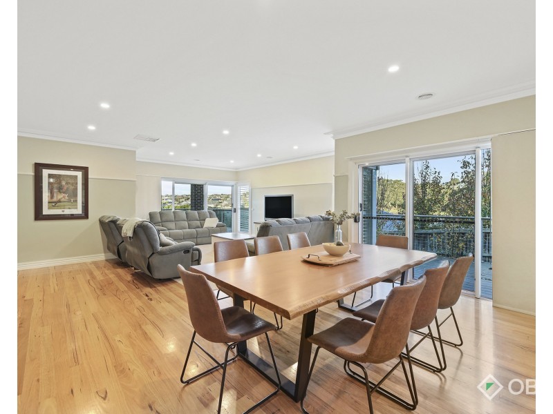 7 Kristan Court, Drouin VIC 3818