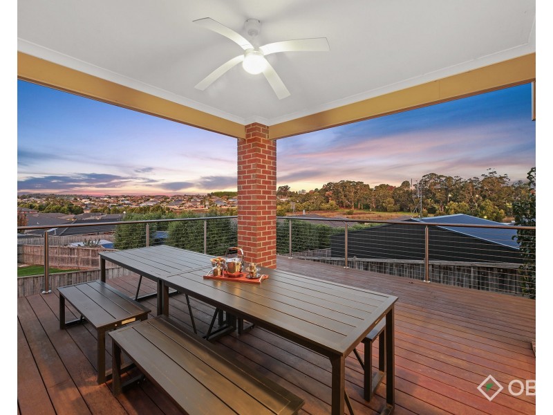 7 Kristan Court, Drouin VIC 3818