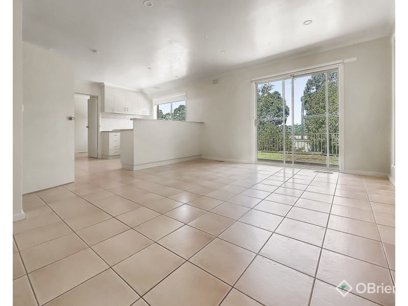 18 Rangeview Street, Warragul VIC 3820
