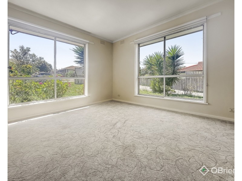 18 Rangeview Street, Warragul VIC 3820