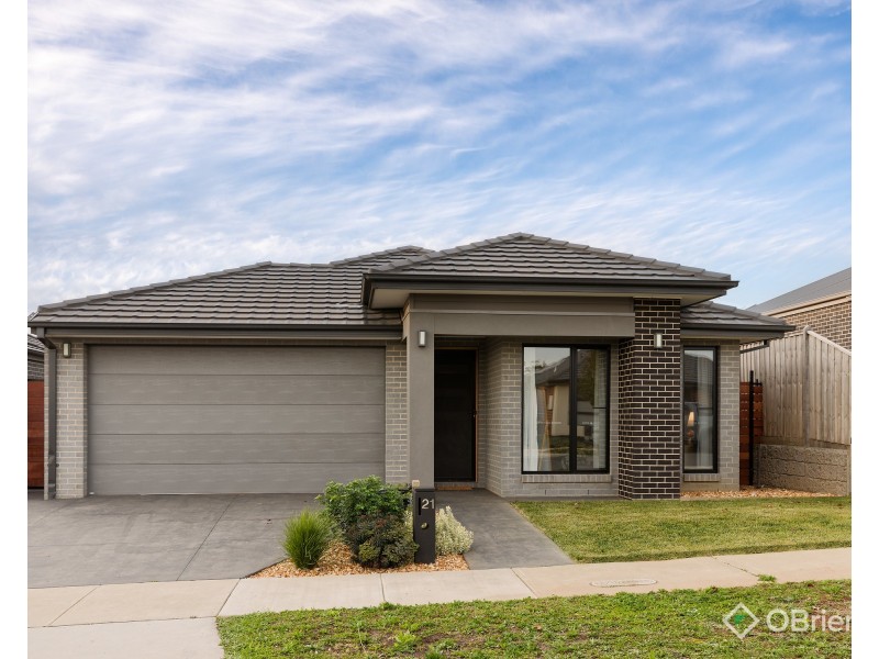 21 Sadleria Street, Drouin VIC 3818