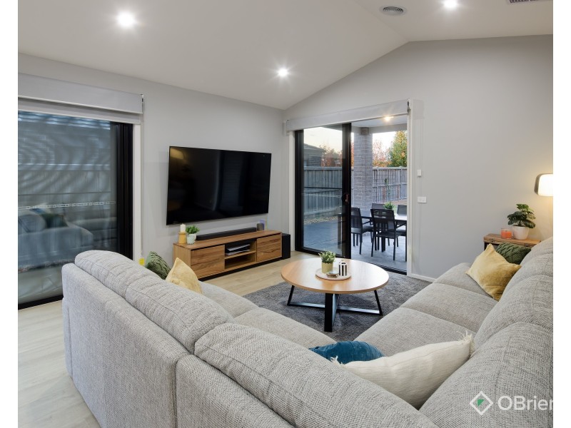 21 Sadleria Street, Drouin VIC 3818