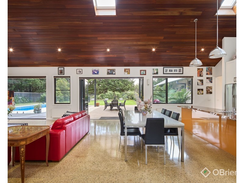 35 Home Road, Nar Nar Goon VIC 3812