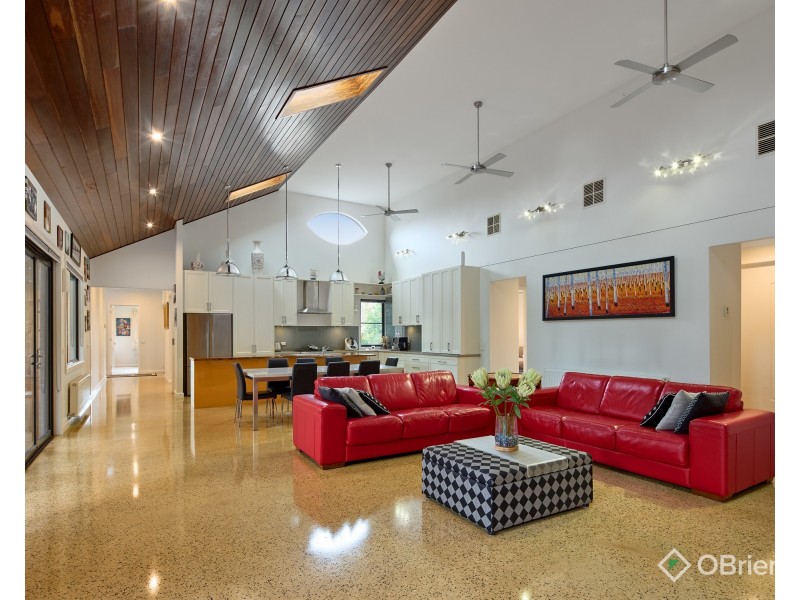 35 Home Road, Nar Nar Goon VIC 3812