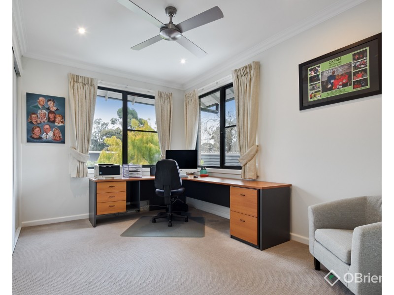 35 Home Road, Nar Nar Goon VIC 3812