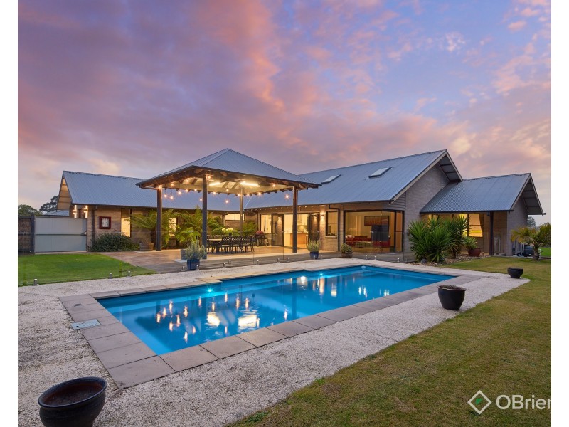 35 Home Road, Nar Nar Goon VIC 3812