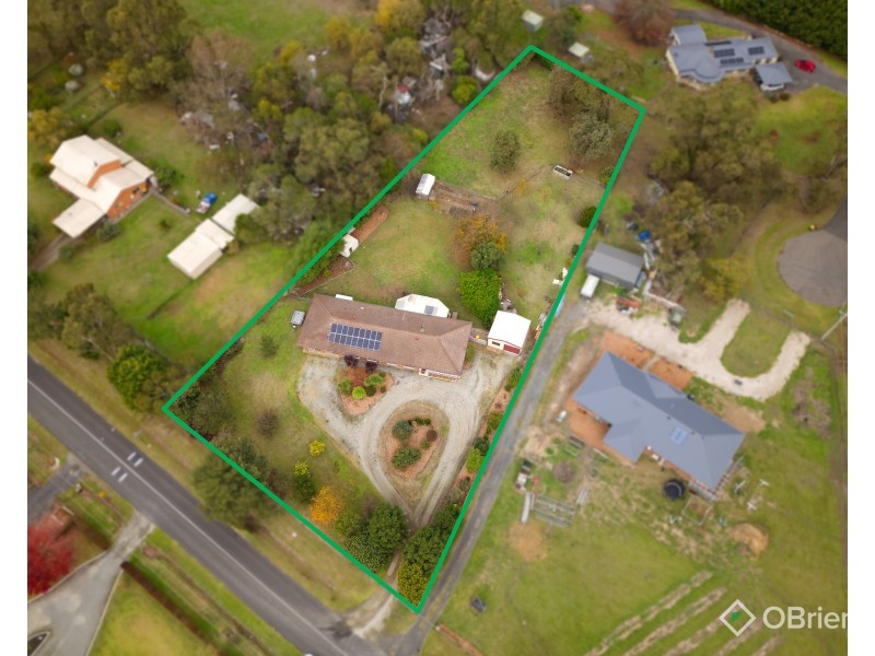 8A Fairway Drive, Drouin VIC 3818