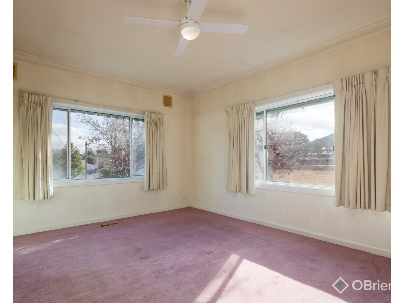27 Affleck Street, Warragul VIC 3820