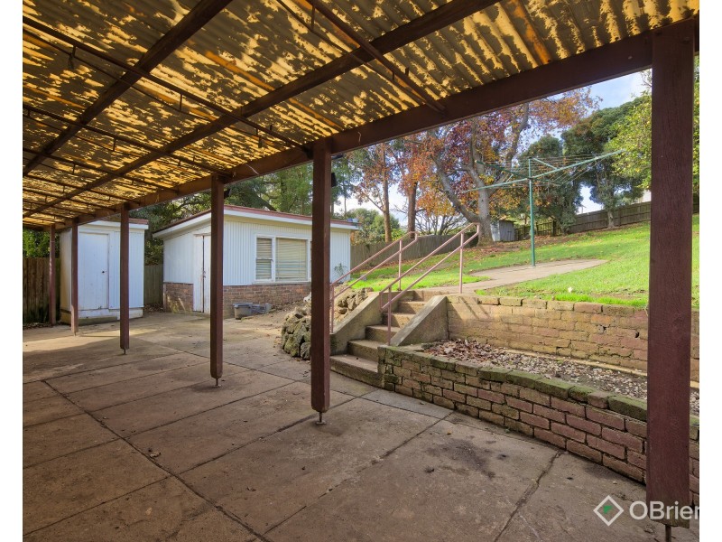 27 Affleck Street, Warragul VIC 3820