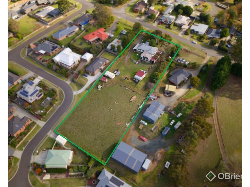 14 Oddy Street, Drouin VIC 3818